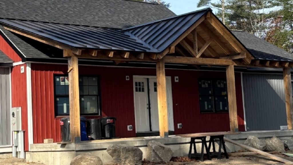 Siding replacement consultation with experienced contractors
